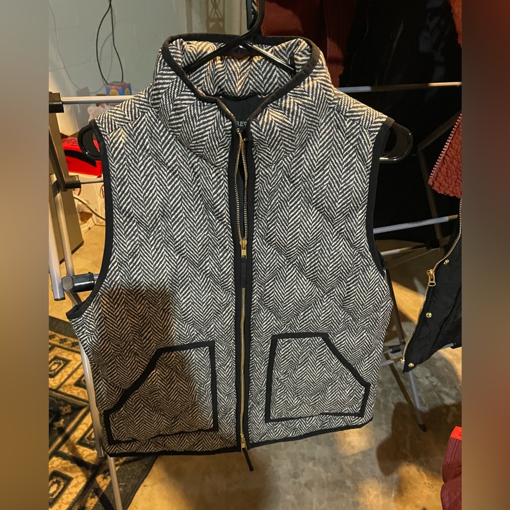 JCrew Herringbone black/ white vest - M